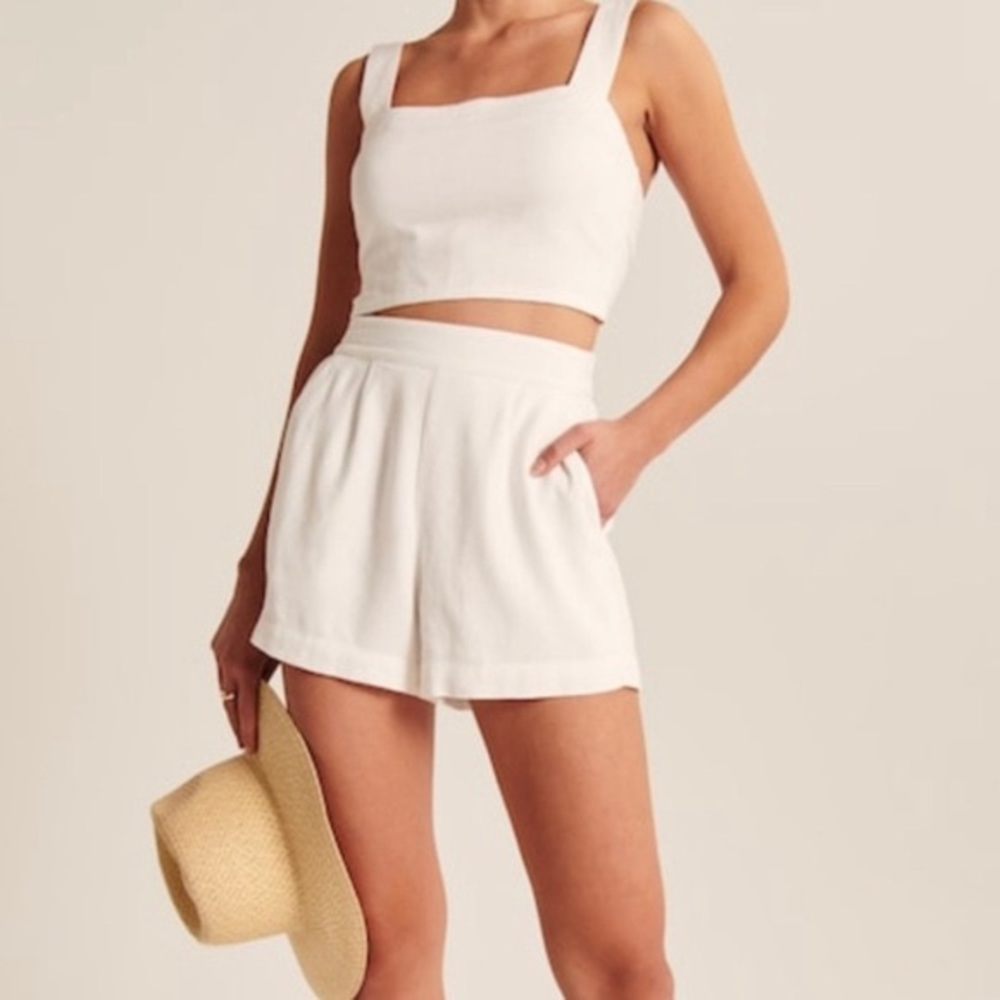 Abercrombie & Fitch White Linen Elastic Pull On Shorts Size Medium